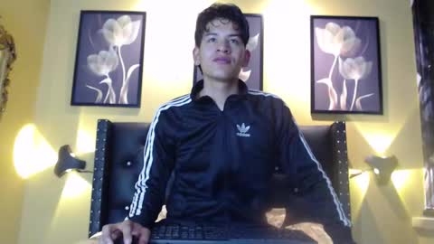 Snapshot of noa11_ chatting on November 4, 4:28 pm noa11_ online show from November 4, 4:28 pm