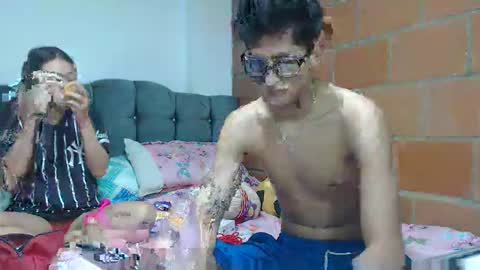 NoaandArez online show from November 21, 9:52 am