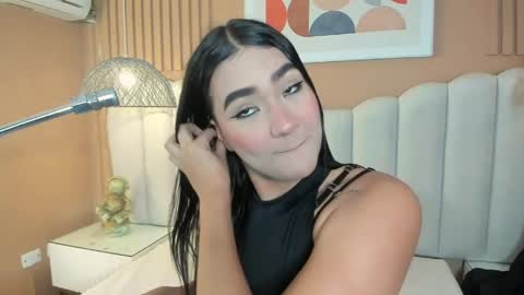 Noa online show from April 2, 2:20 am