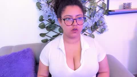 N O A online show from December 18, 8:48 pm