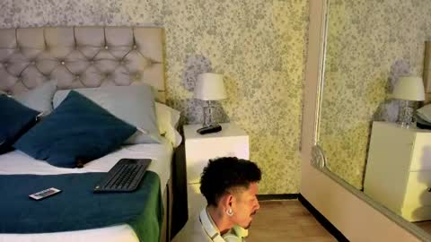 Noah online show from April 16, 4:35 am