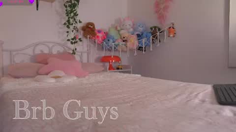 Snapshot of noah__23 chatting on June 14, 10:56 pm noah__23 online show from June 14, 10:56 pm