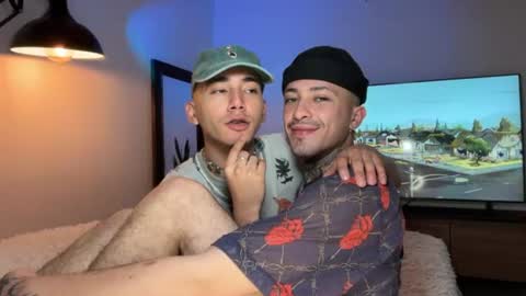 Snapshot of noah_and_steven chatting on July 23, 5:22 pm noah_and_steven online show from July 23, 5:22 pm