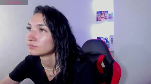 Snapshot of noah_carter16 chatting on April 8, 11:43 am NOAH online show from April 8, 11:43 am