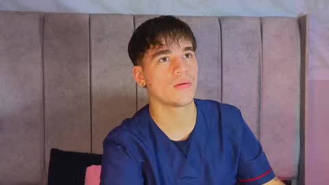 NOAH  online show from February 19, 4:34 am