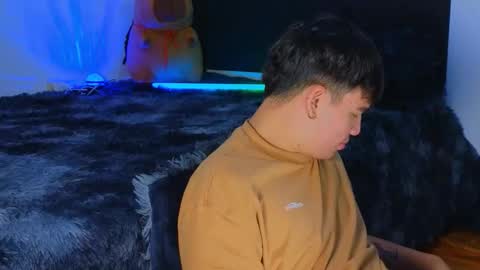 NOAH  online show from September 23, 1:52 am