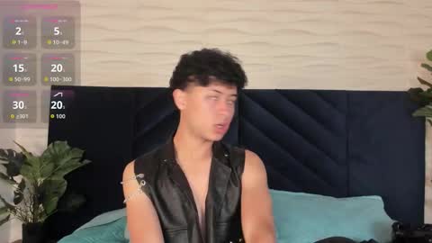 noah_dupont_ online show from September 13, 11:43 am