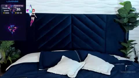 noah_dupont_ online show from November 19, 11:54 am