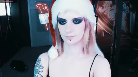 Snapshot of noah_elmer chatting on December 21, 6:12 pm REAL name LiaDM are always open online show from December 21, 6:12 pm