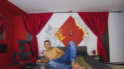 Noah online show from January 15, 8:12 pm