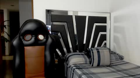 Noah Harris01 online show from September 16, 10:16 am