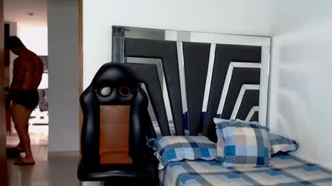 Noah Harris01 online show from March 6, 2:02 pm