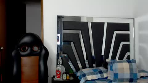 Snapshot of noah_harris01 chatting on June 13, 2:20 am Noah Harris01 online show from June 13, 2:20 am