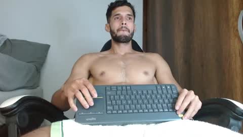 Noah online show from January 11, 5:18 pm