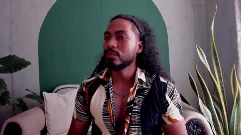 Noah online show from November 19, 4:51 pm