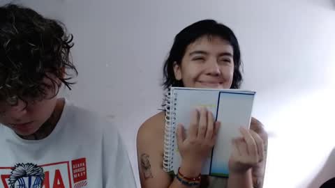 noah hehim    online show from December 26, 4:36 pm