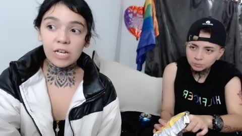 noah hehim    online show from January 3, 1:38 am