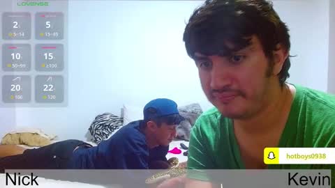 noah_meyer_ online show from September 15, 8:42 pm