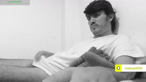 noah_meyer_ online show from September 17, 7:43 am