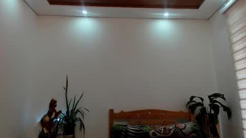 LIAM- noah online show from October 28, 1:36 pm