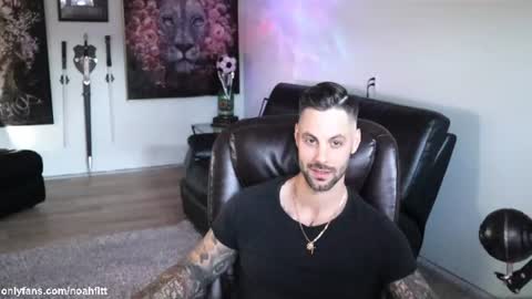 Snapshot of noahfitt chatting on July 19, 2:37 am Noah Fitt online show from July 19, 2:37 am