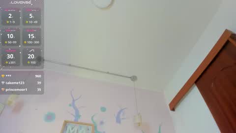 noahperezz online show from October 27, 3:43 am