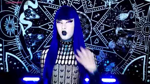 caroline online show from October 29, 2:14 am