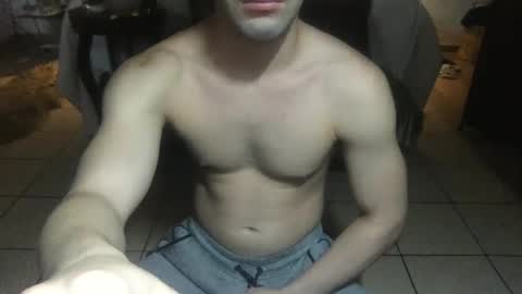 Snapshot of nobudget06 chatting on February 7, 1:43 pm nobudget06 online show from February 7, 1:43 pm