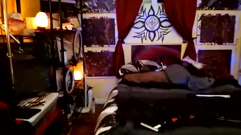 Jonny Coxman online show from November 5, 9:20 am