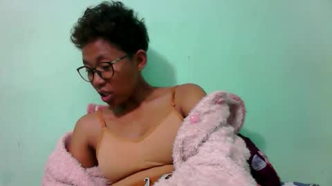 noellah online show from September 14, 7:13 pm