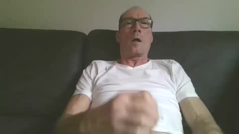 Snapshot of noelle1966 chatting on January 5, 11:59 am noelle1966 online show from January 5, 11:59 am