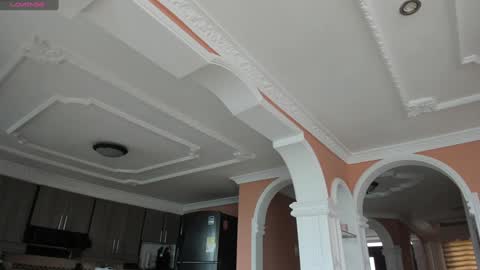  In instagram dayhannanoemi online show from December 28, 1:28 pm