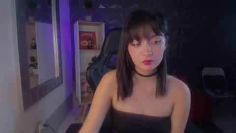 Snapshot of noeva_ chatting on September 30, 6:35 pm Noeva online show from September 30, 6:35 pm