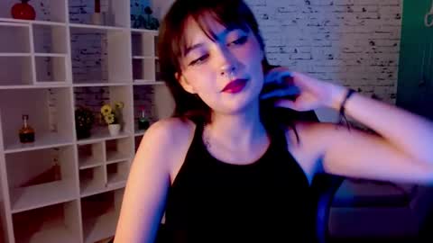 Snapshot of noeva_ chatting on October 16, 11:50 pm Noeva online show from October 16, 11:50 pm