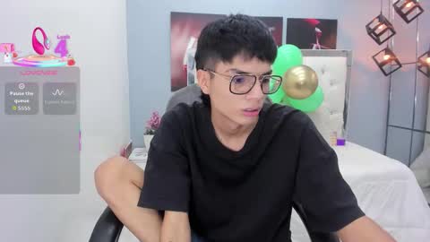 Noha Scott online show from March 17, 11:30 pm