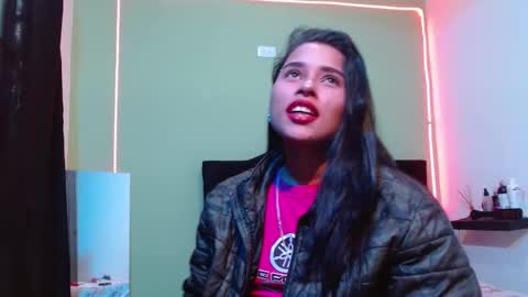 Snapshot of noha_thomson chatting on October 9, 8:18 pm Noha Thomson online show from October 9, 8:18 pm