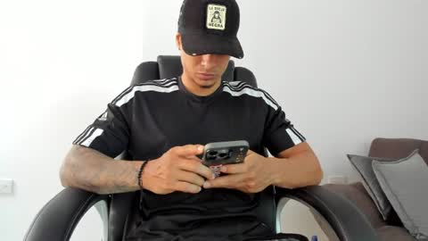 Snapshot of nohanhunter chatting on July 9, 1:48 pm nohanhunter online show from July 9, 1:48 pm