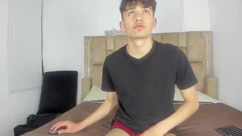 Sebas  online show from March 18, 3:09 am