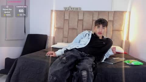 Sebas  online show from April 7, 3:29 am