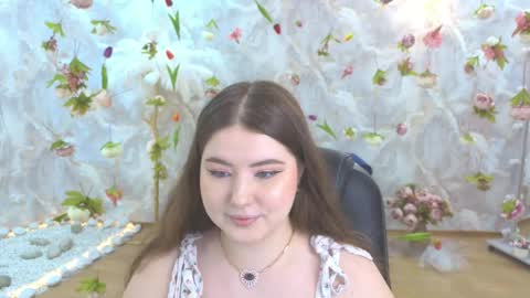 noirwhisper online show from May 20, 3:24 am