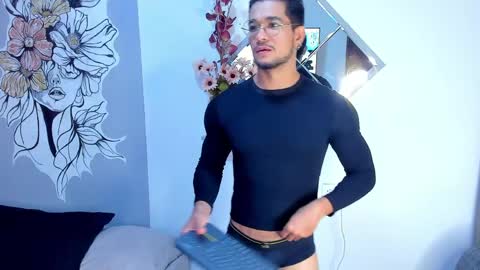 Im Nolan  online show from May 28, 2:31 am