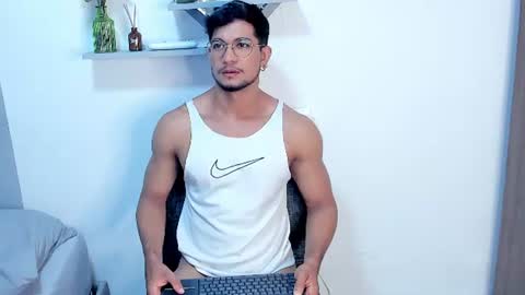 Im Nolan  online show from July 8, 1:21 am