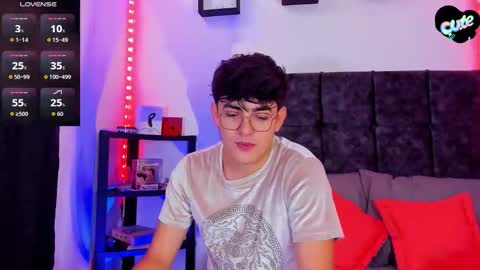 Nolan  online show from November 14, 7:12 pm