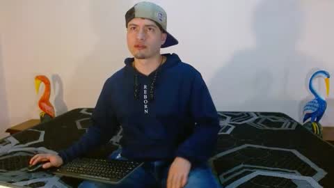 Snapshot of nolanjay chatting on June 2, 11:29 pm NolanJay69 online show from June 2, 11:29 pm