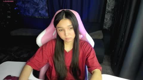 Snapshot of nomibean chatting on February 12, 7:53 pm nomi online show from February 12, 7:53 pm