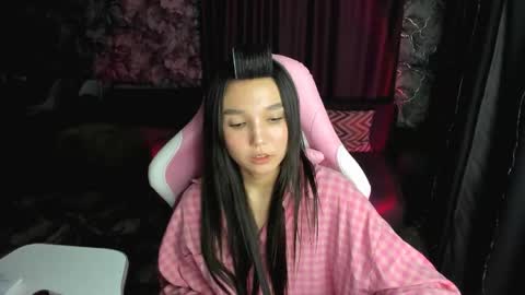 nomi online show from May 23, 8:46 pm
