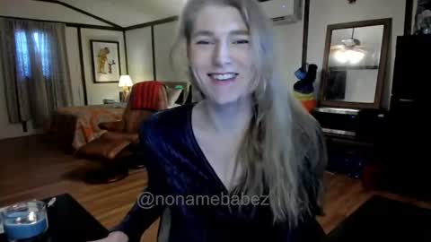 Snapshot of nonamebabez chatting on June 23, 7:45 pm nonamebabez online show from June 23, 7:45 pm