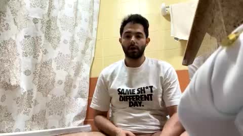 Snapshot of noor771 chatting on November 5, 12:21 am noor771 online show from November 5, 12:21 am