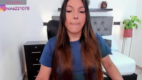 Nora online show from December 7, 2:31 am