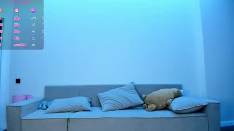 Nora online show from December 18, 2:50 am